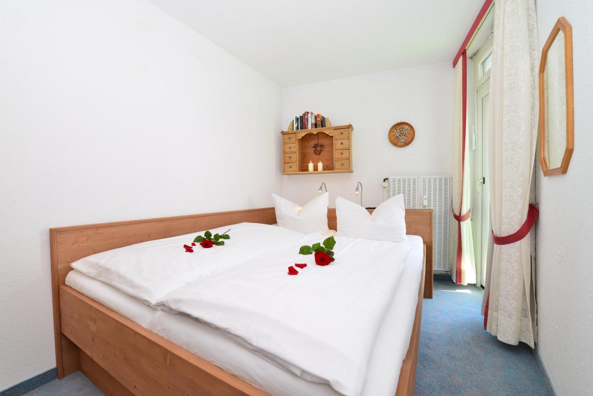 Familienhotel Kleinwalsertal Riezlern Exterior foto